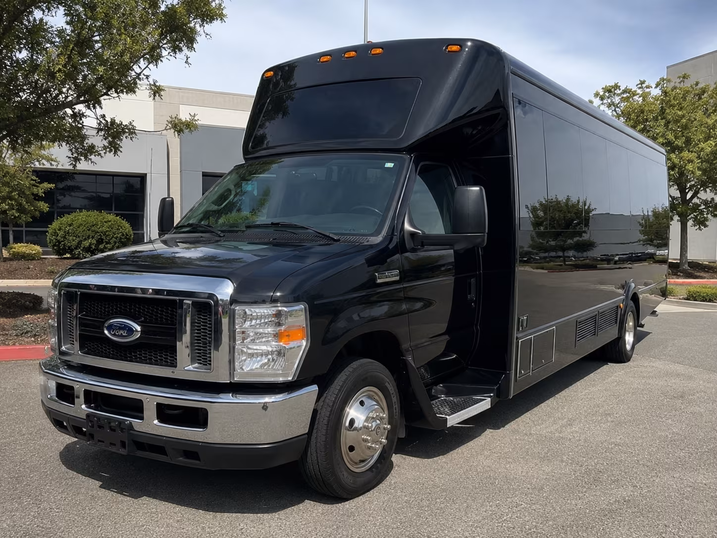 shuttle to portland international airport