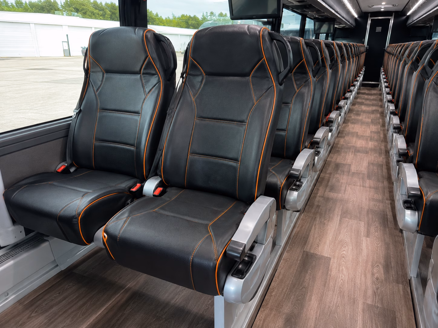 vancouver construction and film crew shuttle buses