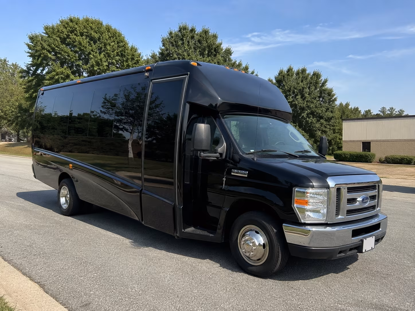 vancouver government meeting and conference shuttles